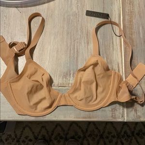Skims bra